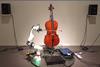 Hildur robot cello