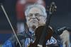 Itzhak perlman performing the national anthem at citi field courtesy of greenwich entertainment