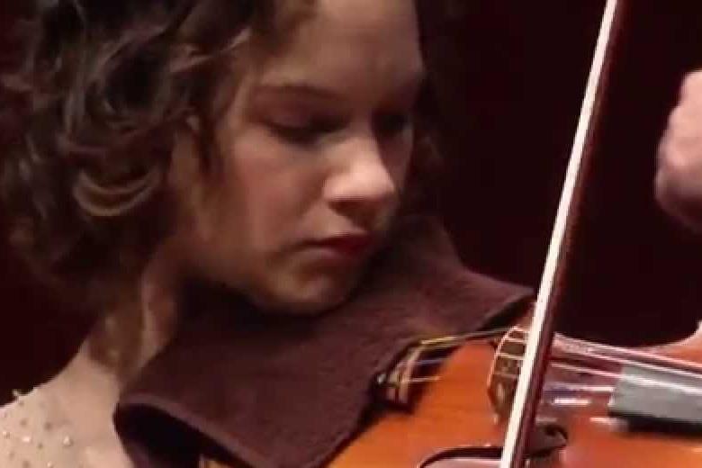 Hilary Hahn plays Brahms’s Violin Concerto Video The Strad