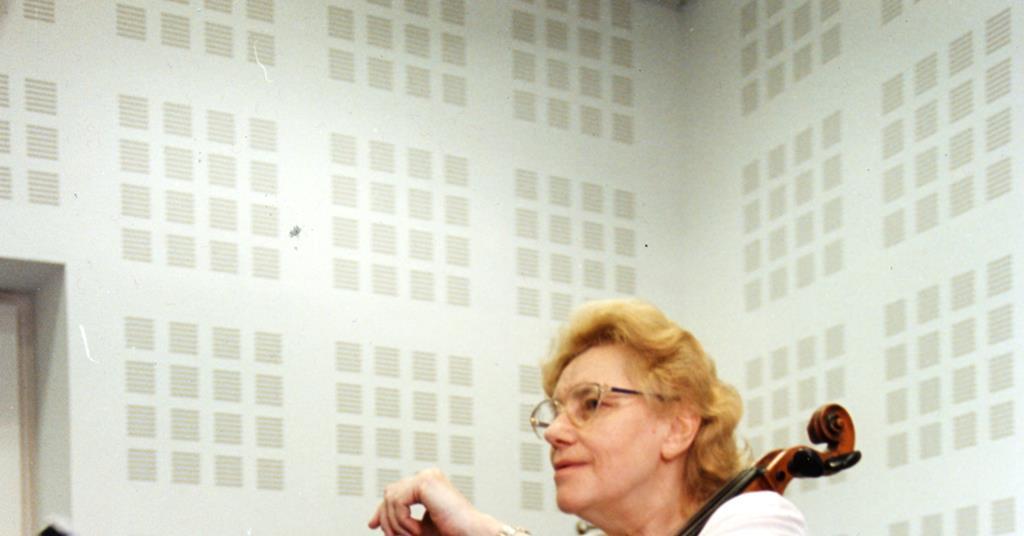 The Strad - ‘We learnt from her a love and respect for music’ - cellist ...