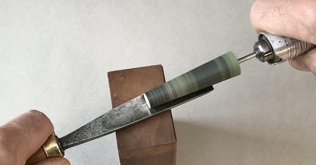 The Strad - Trade Secrets: Sharpening gouges | The Strad