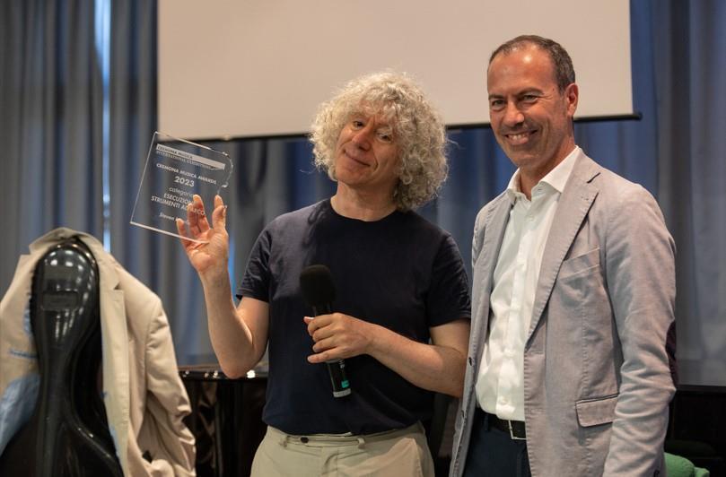 The Strad - Cellist Steven Isserlis wins 2023 Cremona Musica Award ...