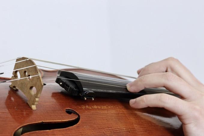 Begrænsninger detail gødning New technology turns violins into digital music creators | News | The Strad