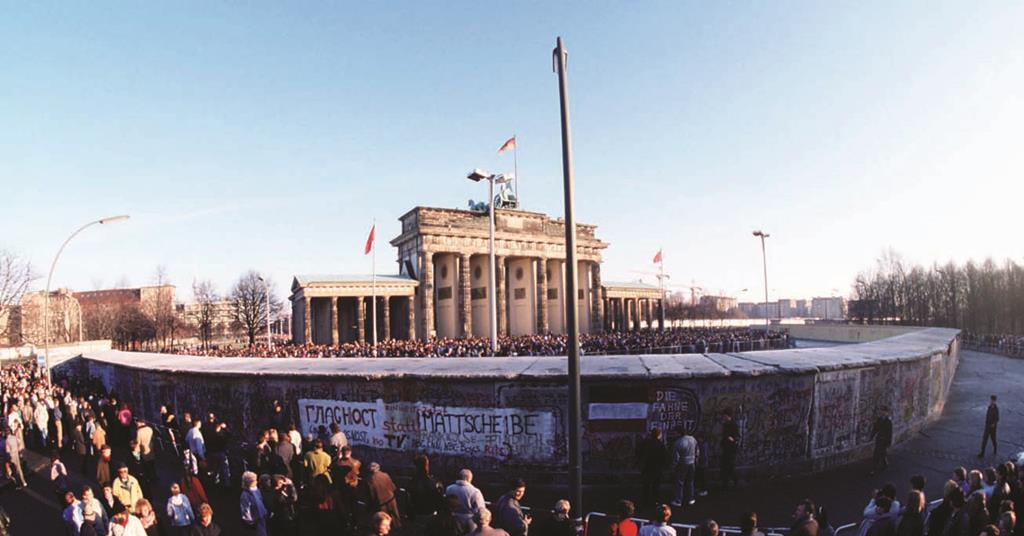 Witnesses to the fall | Feature | The Strad