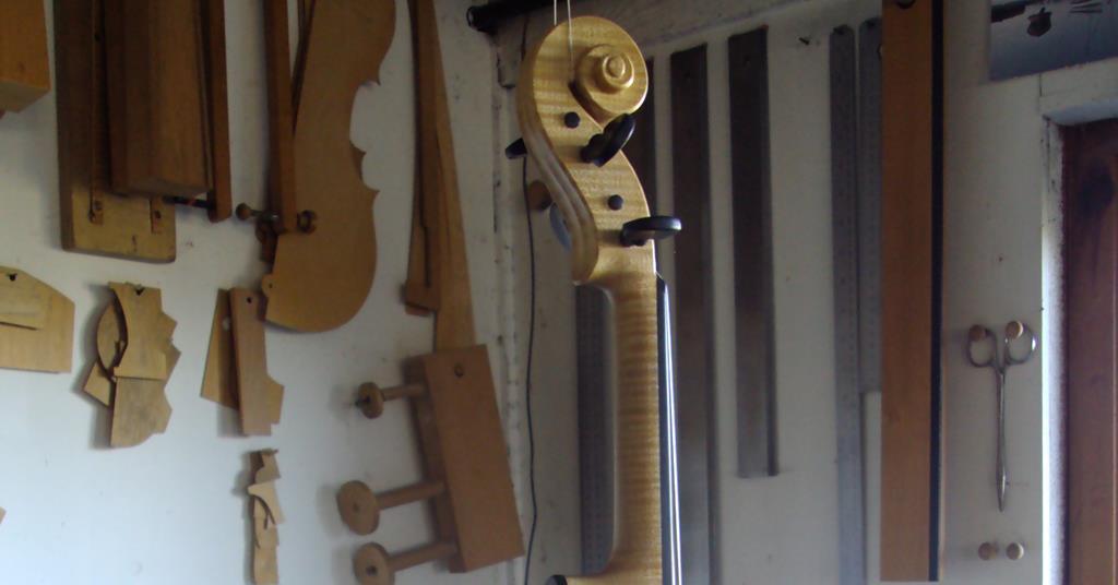 The world’s first and only Bog Oak violin (as far as we know) | Blogs ...