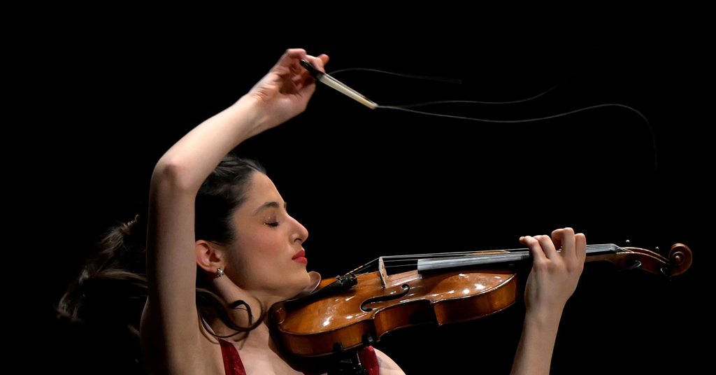 The Strad - Making her mark: violinist María Dueñas | The Strad