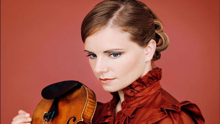 Violinist Julia Fischer receives Germany's Order of Merit | News | The ...