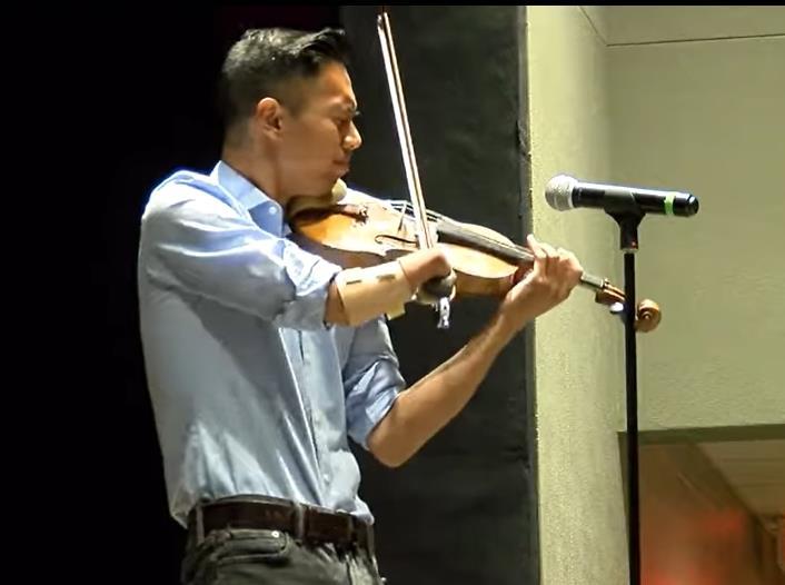One violin outlet