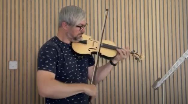 The Strad - Listen to the Bog Oak violin - the world’s oldest violin ...