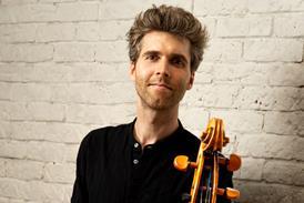 Philip Graham (2) © Dourna Khamsalou
