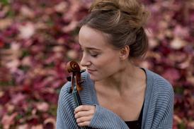 Anna+Egholm+violin+picture2e