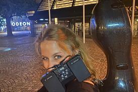 Maja Bogdanovic with foot pedal arriving at hotel in Odense