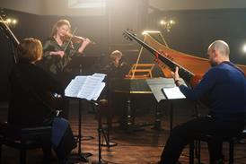 2. Rachel Podger - Brecon Baroque (c) Andrew Staples