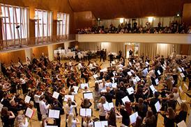 Geza_Szilvay_conducting_ESTA_Helsinki_photo_Matti_Lind
