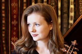 Ivy-Pemberton_Alice_Headshot_Portrait