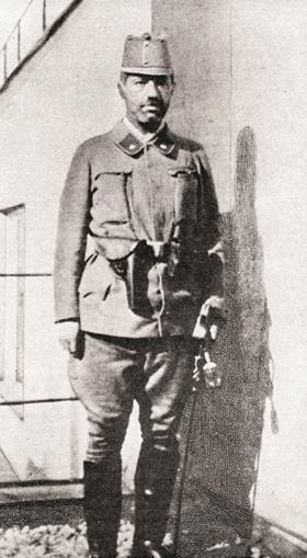 Fritz Kreisler in full Austrian military uniform