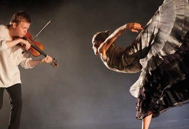 Kuusisto with flamenco dancer