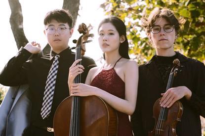 Trio Azura_headshot2