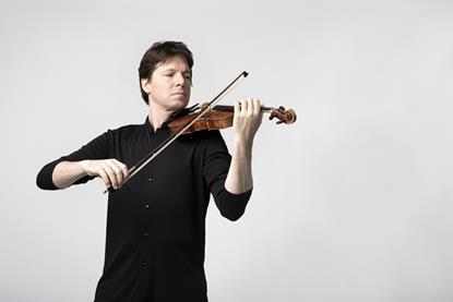 Joshua Bell 2, credit_ Benjamin Ealovega