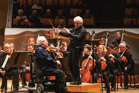 csaitzhakperlman25_000120