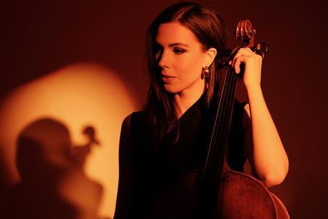 Isobelle-Austin-cellist-portrait