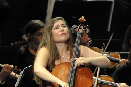 Weilerstein-at-BBC-Proms-with-Czech-Philharmonic-680x1024