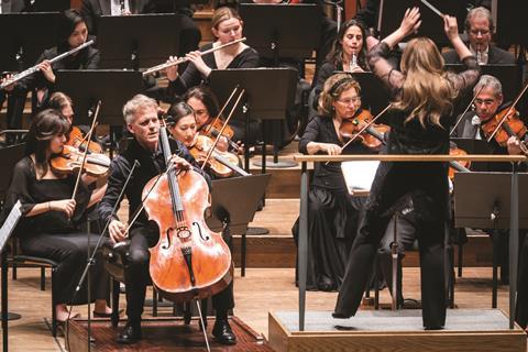 Alban Gerhardt (cello) New York Philharmonic/Simone Young