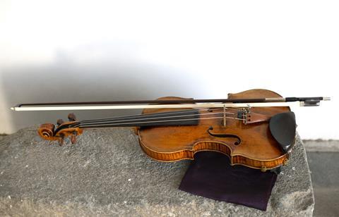 04_Madoyan_violin