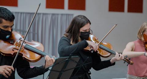 Founder_Artistic Director Ariel Horowitz in performance alongside HMP Teaching Artists during the 2022 HMP Summer Academy final concert