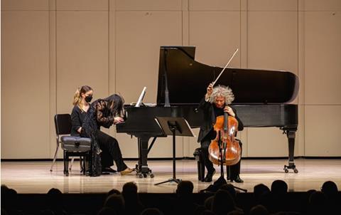 Isserlis and Shih. Photo: Aaron Houston/Arts Laureate