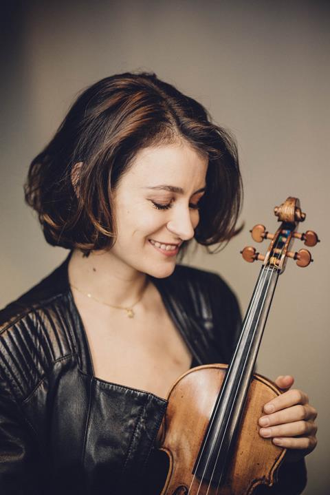 Liya Petrova © Denis Allard 002