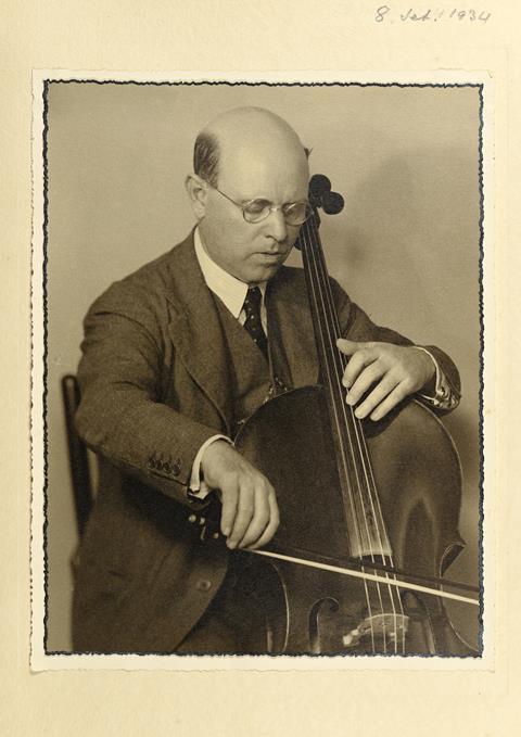 Casals Oct 23 06