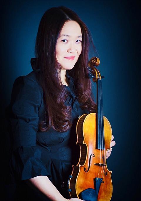 Sonia Lee