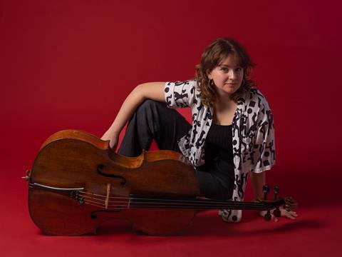 Laura van der Heijden - Instrumentalist (c) Venetia Jollands