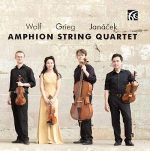 Grieg_Janacek_quartets_NI6289