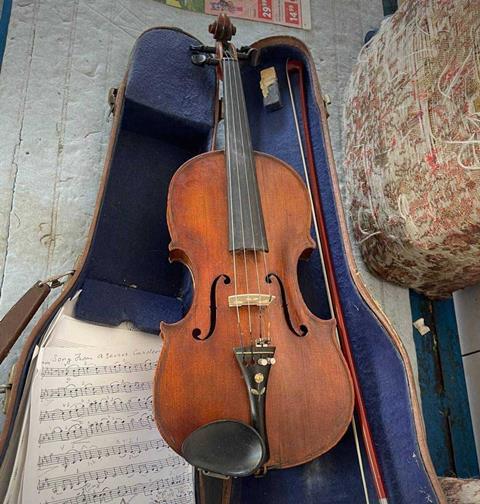 The alleged Stradivari violin. Photo: Ukraine Customs Service