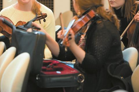 violin girls talking 1