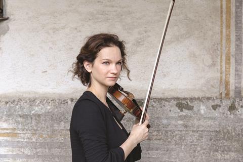 Hilary Hahn ©Dana van Leeuwen-Decca