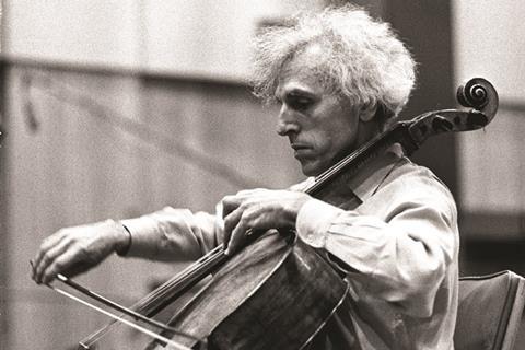 Tortelier main