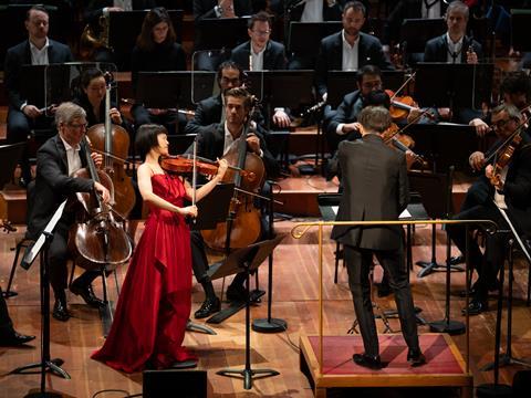 Ayaka 2nd place 1 Anne-Laure Lechat