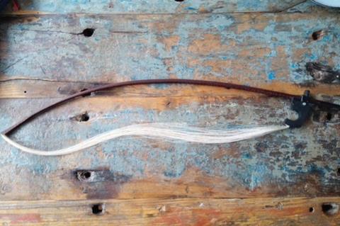 CurvedBow