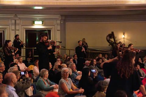 AuroraOrchestra_Shostakovich's5thSymphony_18-08-25_©Jess Shurte_116-large