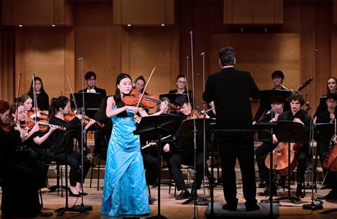 GRE_3100-©Gregory-Giakis