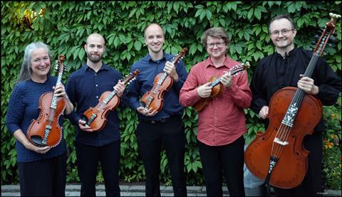 iStem-credit_Knut_Utler-hardanger_fiddle-hardangercello-hardangerbratsj-festspillene_bergen-festival-norge-norway-2026_3_ljjohp