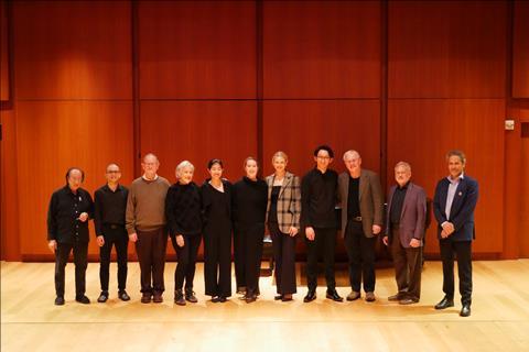 827623e8-fd6e-bfa6-fbd1-320e86fe833f