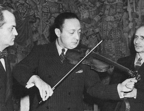 Photo of Heifetz with Michael Yurkevitch (left) and Mr Rosenthal (right) from PM, 22 April, 1941