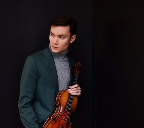 Oliver Neubauer, violin_credit Shervin Lainez2