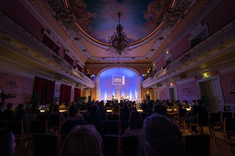 generelt TICC bilde bredde