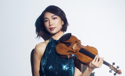 Violinist Nancy Zhou