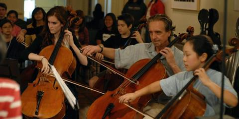 Cello-Reading-at-Menlo-1000x500